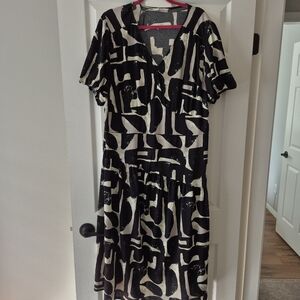 Abstract Black and White Dress